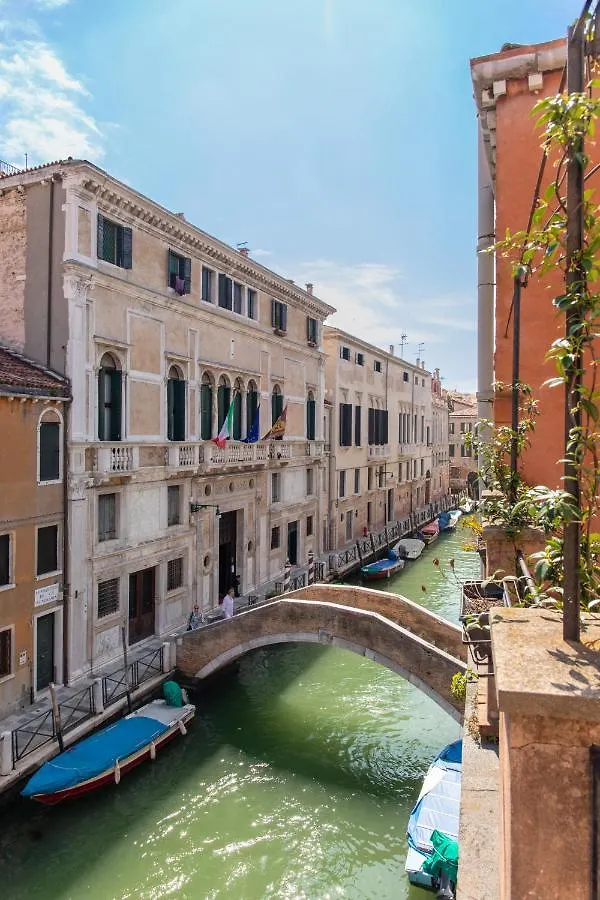 *** Affittacamere Charming Palace Santa Fosca Venezia Italia